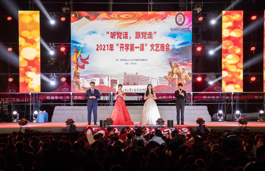 王杰翻唱齐秦《原来的我》,齐秦:我让你翻唱,没叫你超越啊!